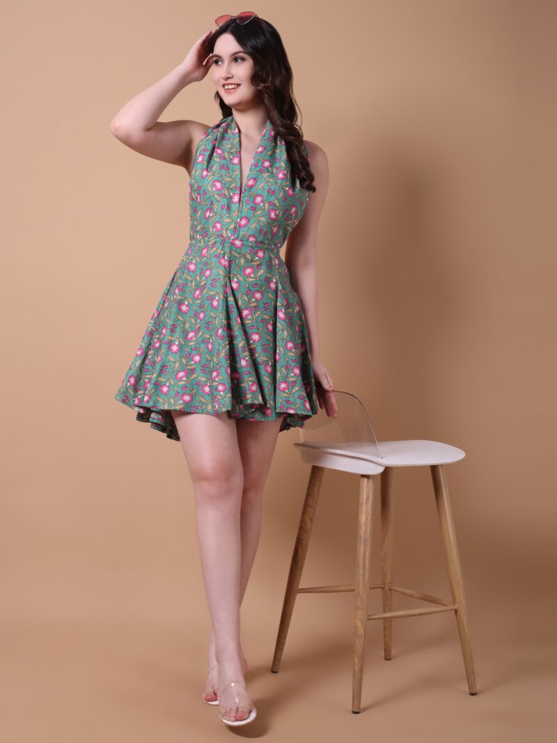 Backless Halter Neck Fit - Pashet